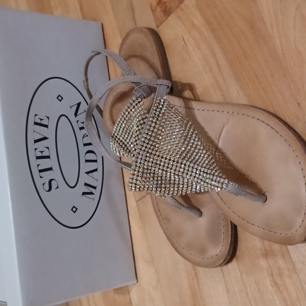 Steve Madden shiny sandals size 8 - Picture 3 of 6